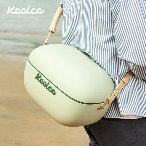 Retro Chic Insulated Cooler Box